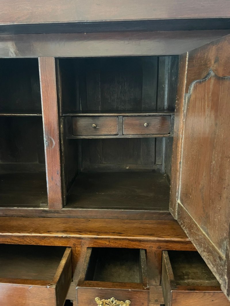 Antique 17th Century Large Welsh Quality Oak Deuddarn Cupboard - Image 11