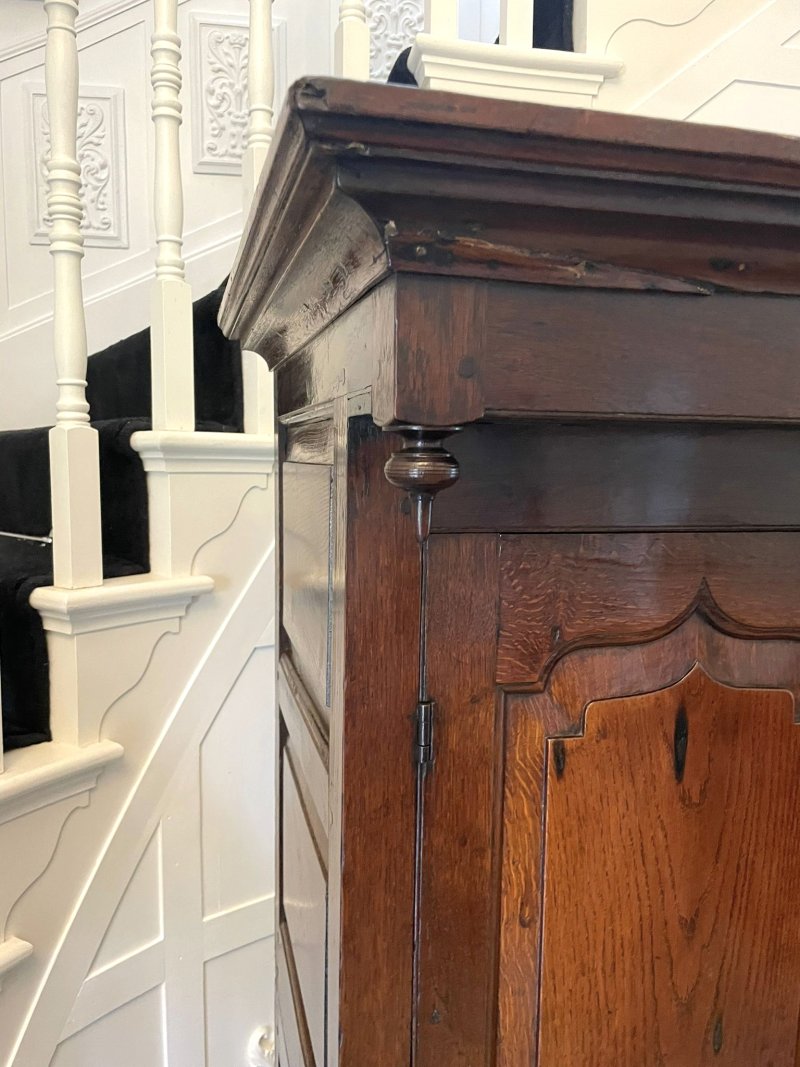 Antique 17th Century Large Welsh Quality Oak Deuddarn Cupboard - Image 19