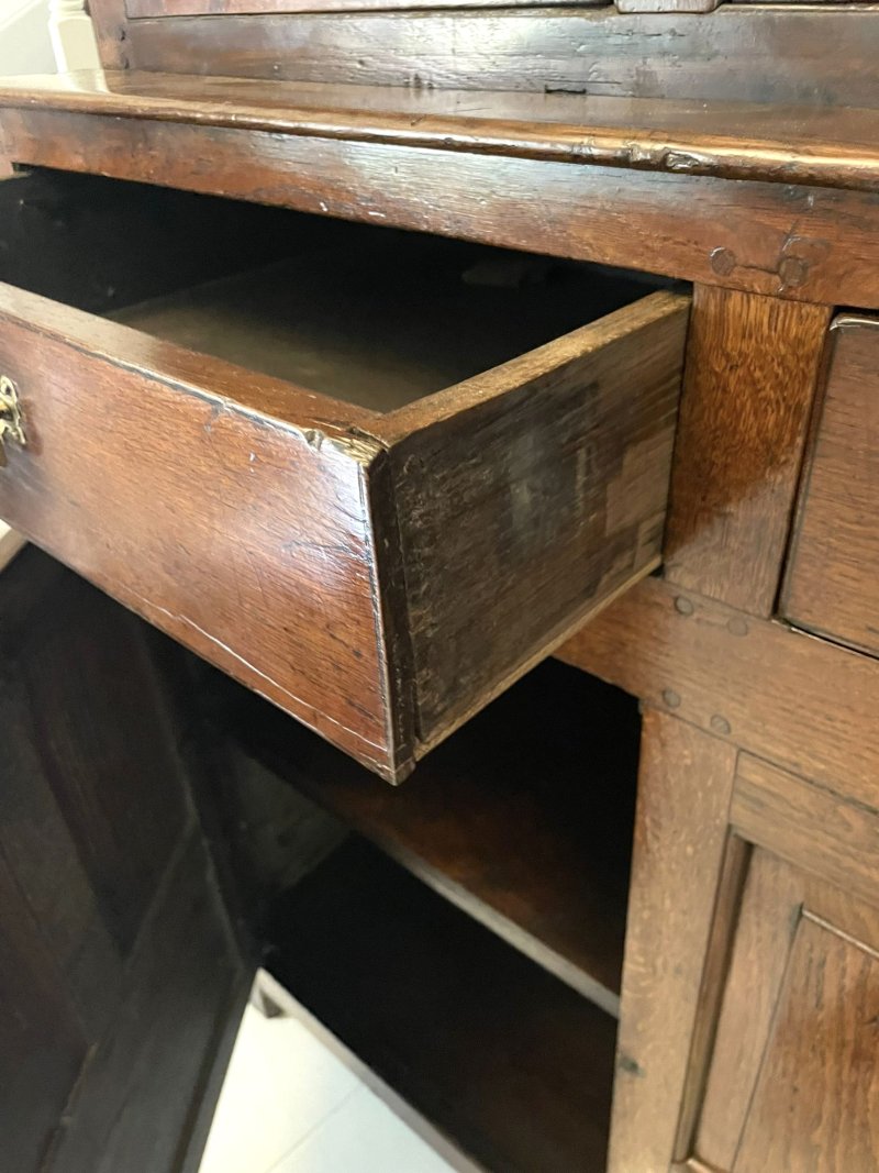 Antique 17th Century Large Welsh Quality Oak Deuddarn Cupboard - Image 20