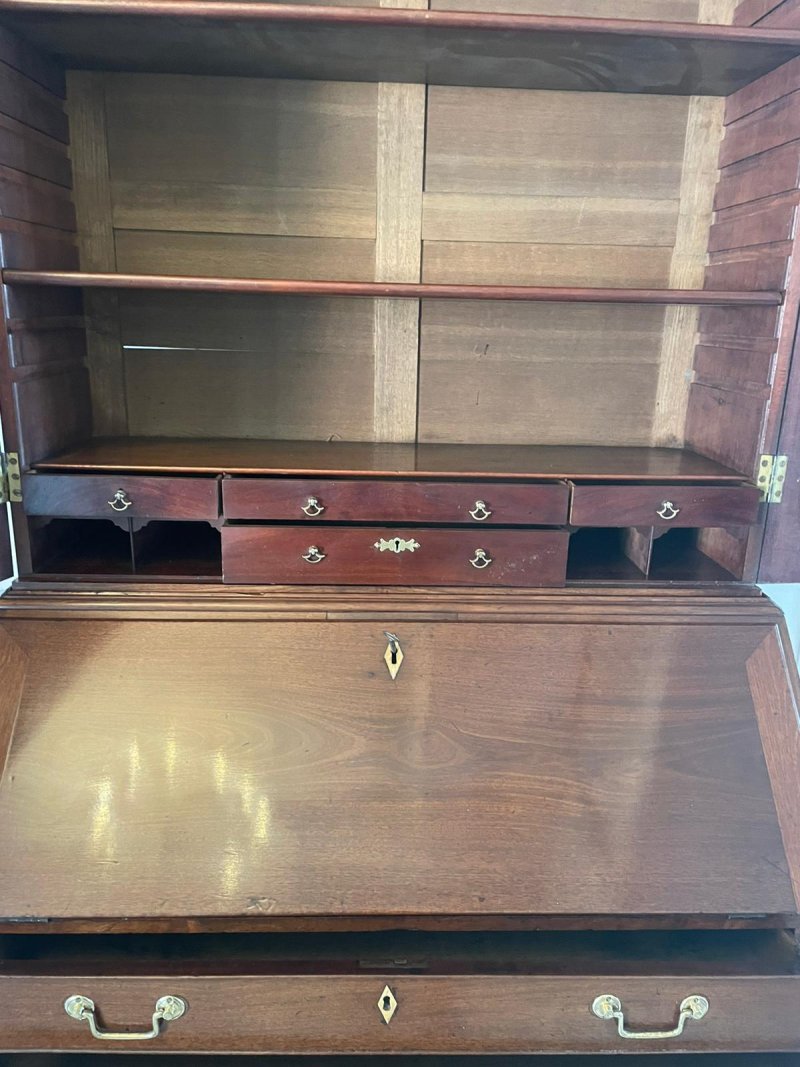 Outstanding Quality Antique George II Figured Mahogany Bureau Bookcase - Image 19