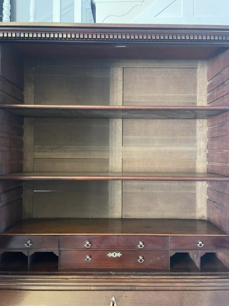 Outstanding Quality Antique George II Figured Mahogany Bureau Bookcase - Image 21