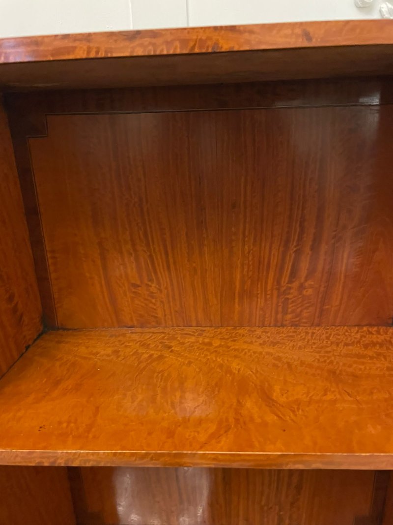 Rare Pair of Gillows Antique Quality Satinwood Waterfall Bookcases - Image 10