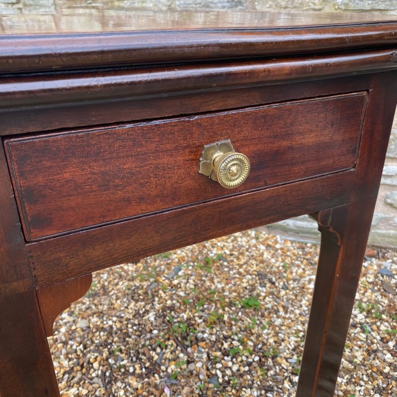 Georgian mahogany fold over games table - Image 2