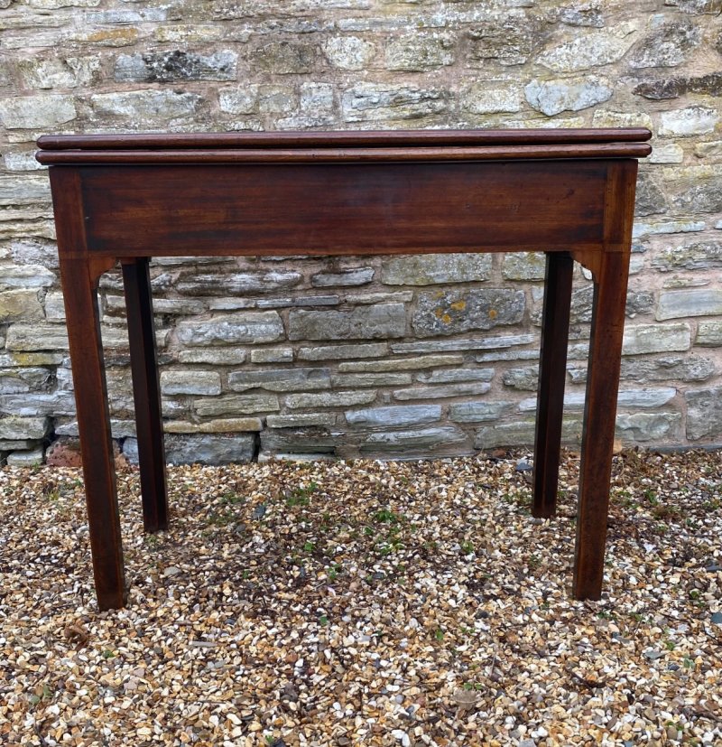 Georgian mahogany fold over games table - Image 8