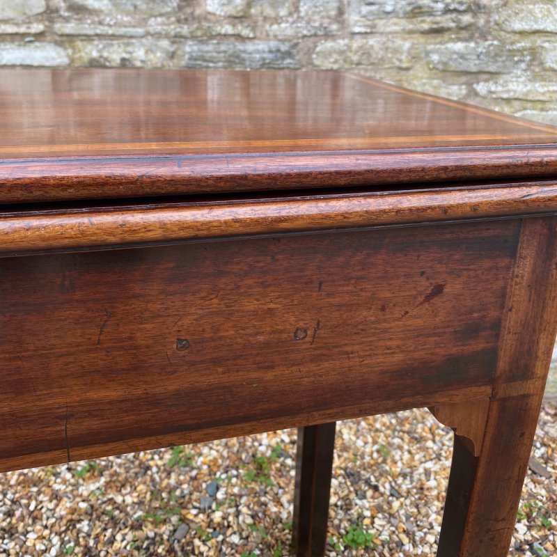 Georgian mahogany fold over games table - Image 13
