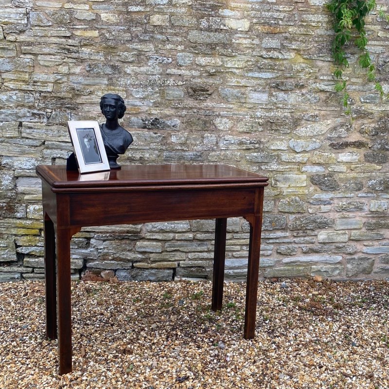 Georgian mahogany fold over games table - Image 11