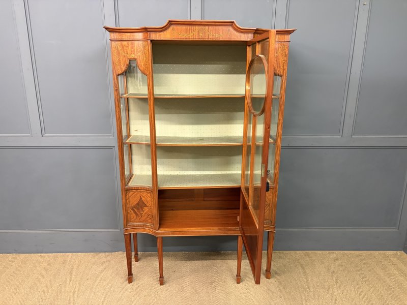 Inlaid Satinwood Display Cabinet by Maple & Co. - Image 13