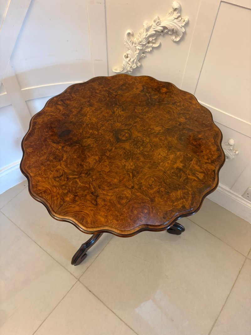 Antique Victorian Burr Walnut Scalloped Lamp Side Table - Image 5