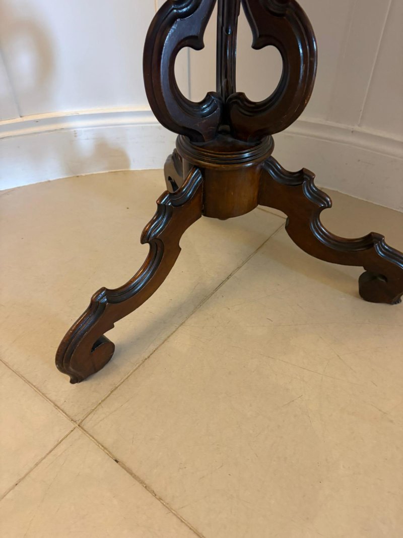 Antique Victorian Burr Walnut Scalloped Lamp Side Table - Image 10