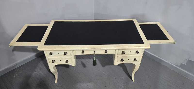 French Painted Kneehole Desk - Image 6