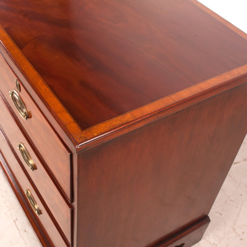 Inlaid Mahogany Chest of Drawers - Image 9
