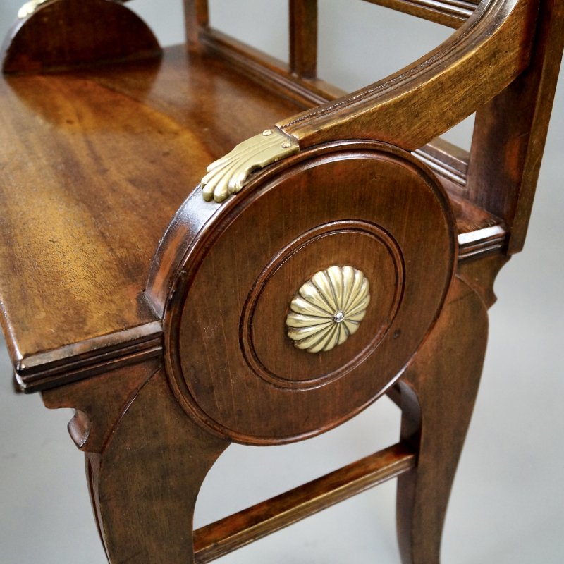 An Excellent Mahogany Jas Shoolbred Bench - Image 3
