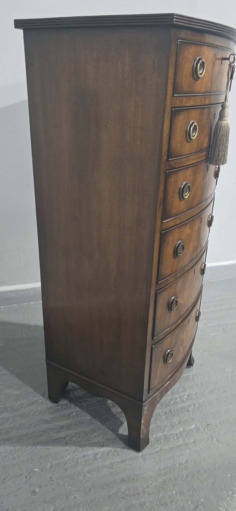 Superb Regency Bow Front  Tall Chest of Drawers - Image 2