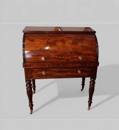 Early 19th Century Mahogany Cylinder Desk