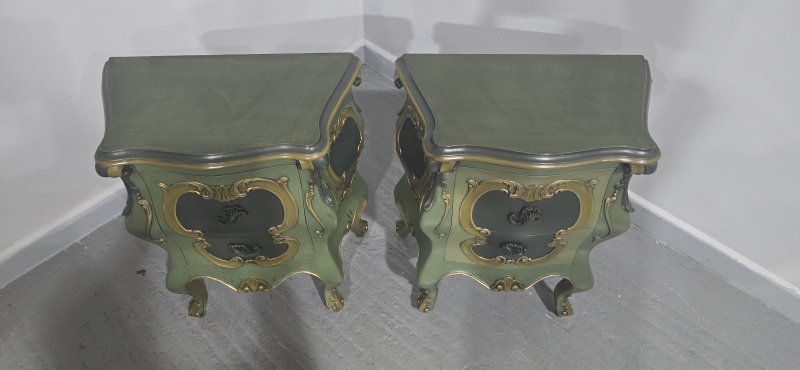 Fine Pair French Painted Bedside Chests of Drawers - Image 8