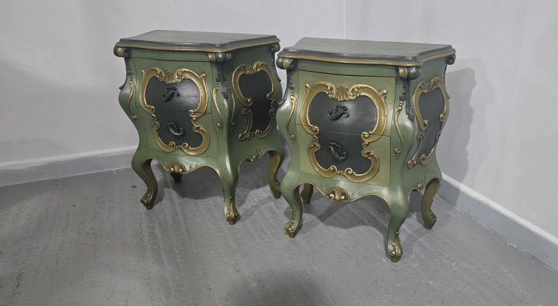 Fine Pair French Painted Bedside Chests of Drawers - Image 3