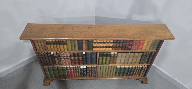 Arts and Crafts Oak Low Bookcase - Image 7