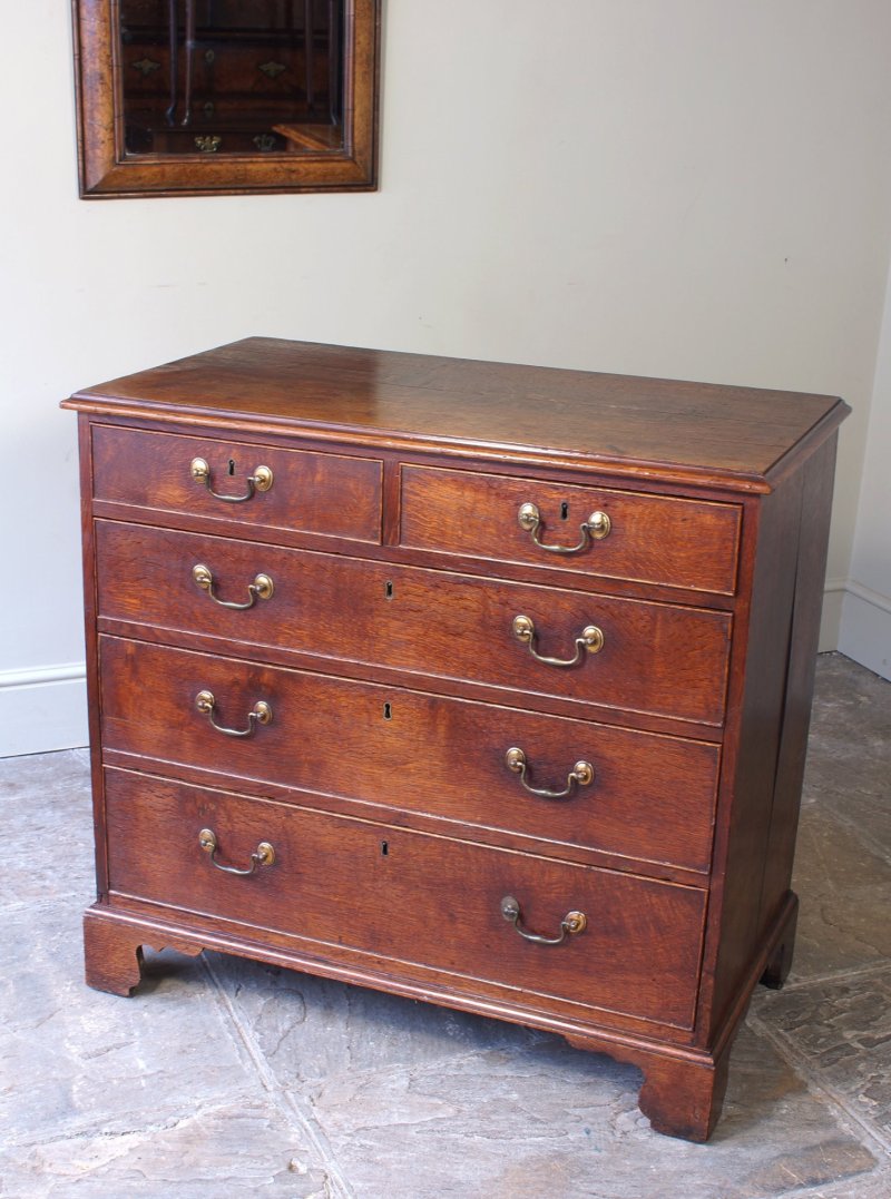 Georgian Oak Chest Of Drawers