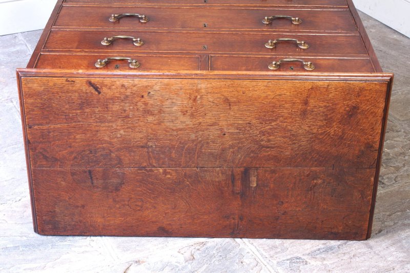 Georgian Oak Chest Of Drawers - Image 9