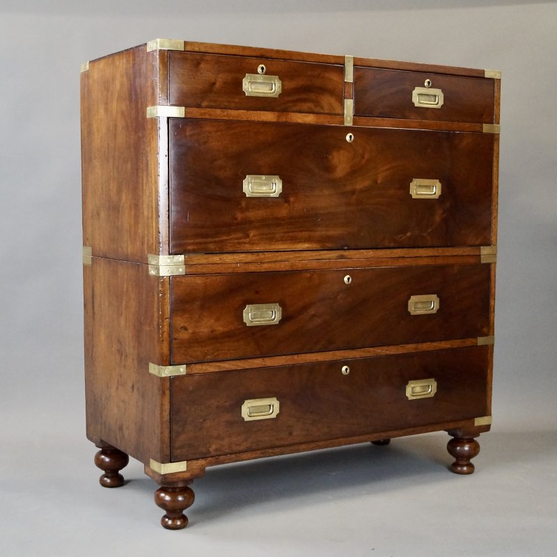 A Particularly Appealing Mahogany Military Chest - Image 6