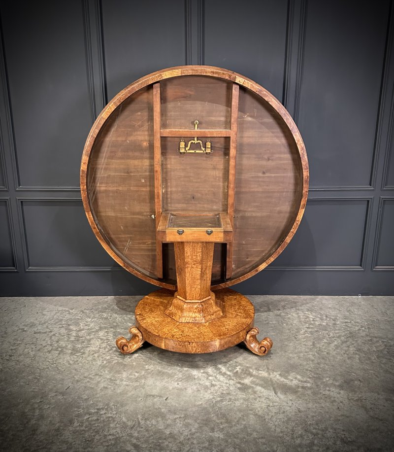 Magnificent Pollard Oak Round Breakfast Table - Image 4