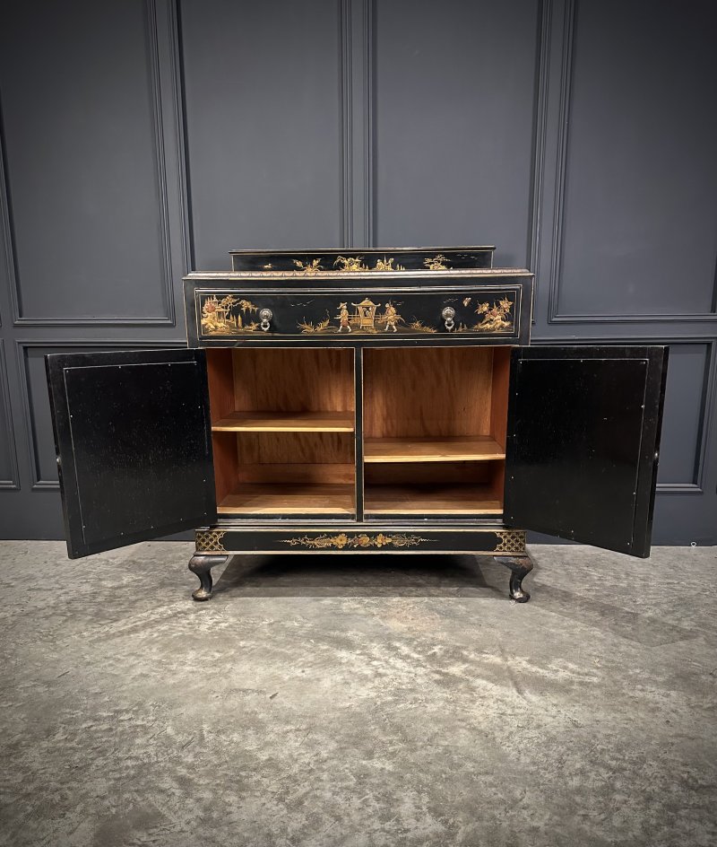 Chinoiserie Black Lacquered Japanned Side Cabinet - Image 5