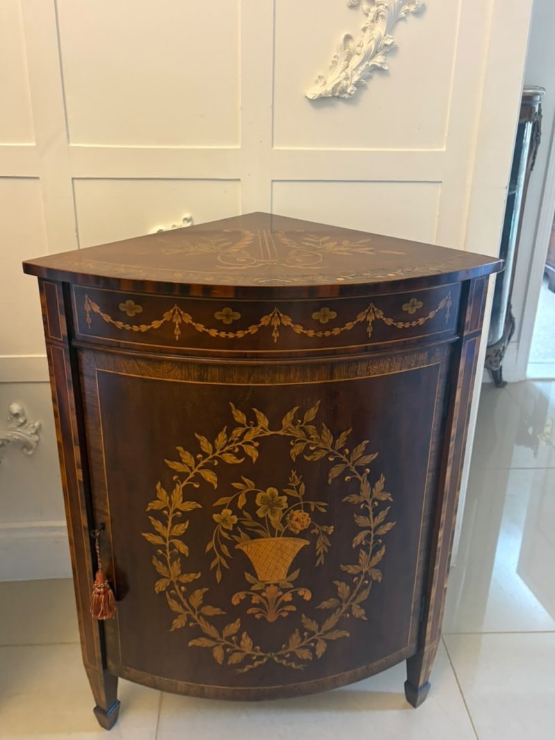 Antique Pair of English Victorian Marquetry Inlaid Mahogany Corner Cabinets - Image 14