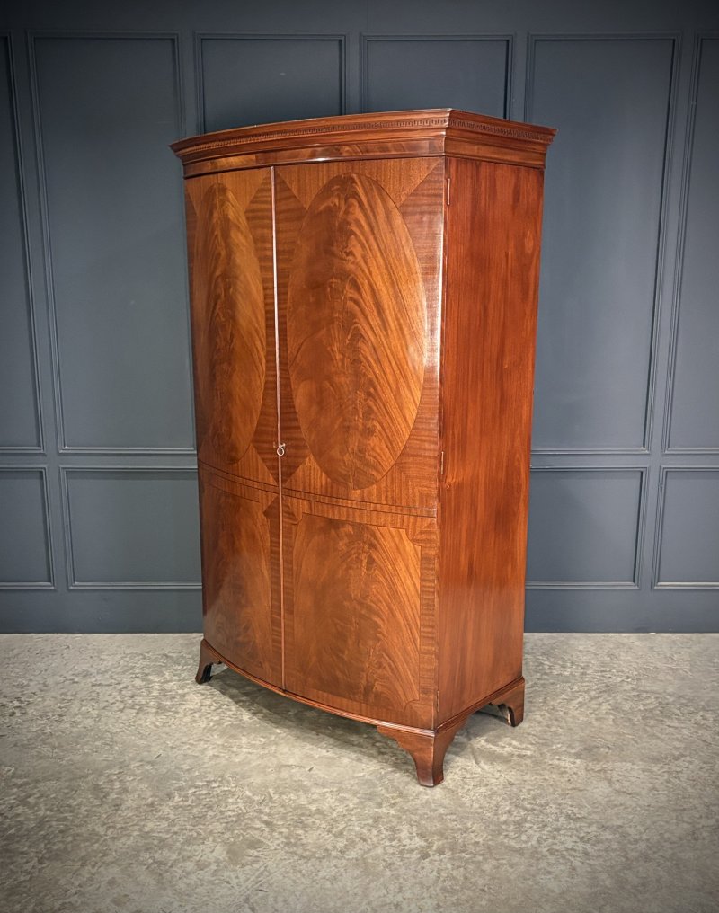 Mahogany Bow Front Wardrobe - Image 4