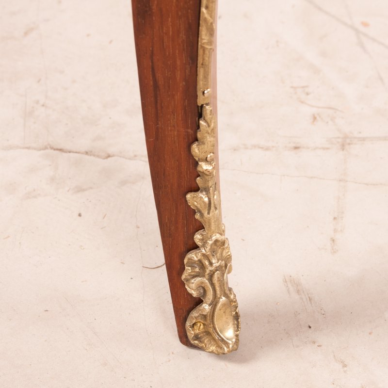 Victorian Walnut Kidney Shaped Writing Table - Image 16