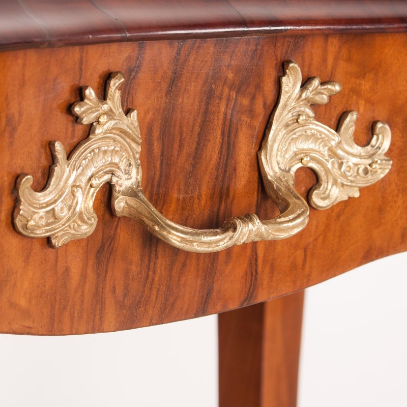 Victorian Walnut Kidney Shaped Writing Table - Image 14