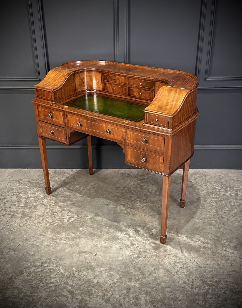 Inlaid Mahogany Carlton House Desk - Image 3