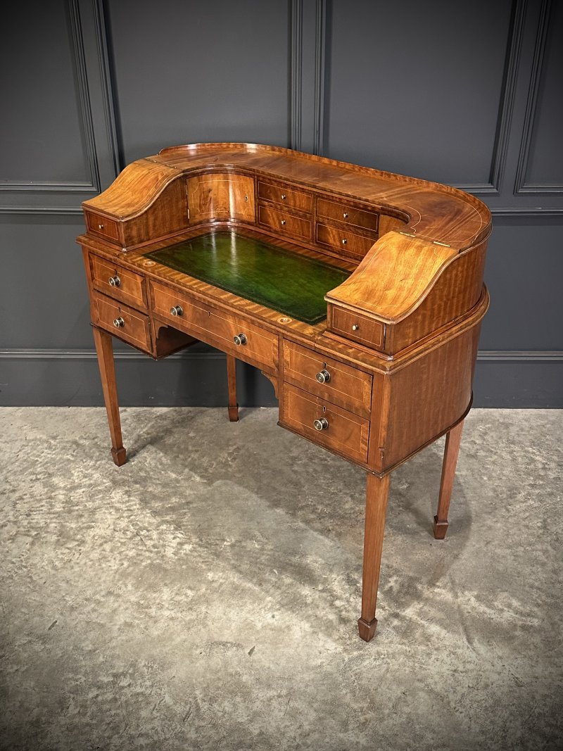 Inlaid Mahogany Carlton House Desk - Image 9