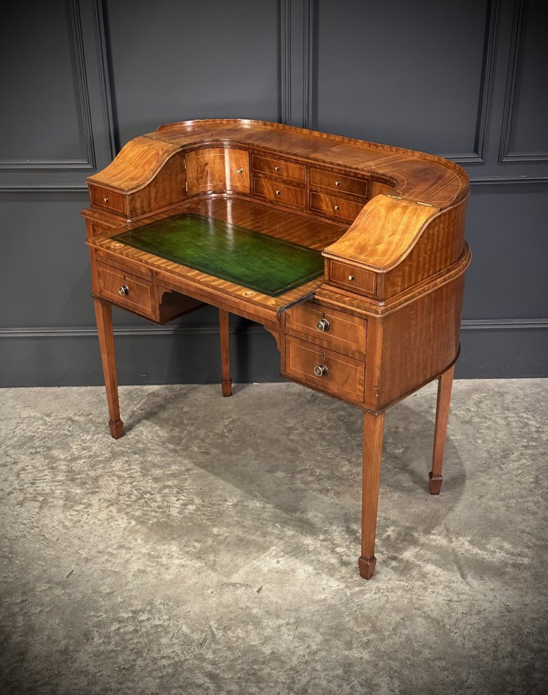 Inlaid Mahogany Carlton House Desk - Image 7