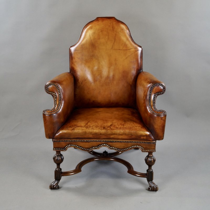 A 18Th Century Style Walnut & Leather Arm Chair - Image 3