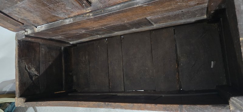 Georgian Oak Coffer - Image 11