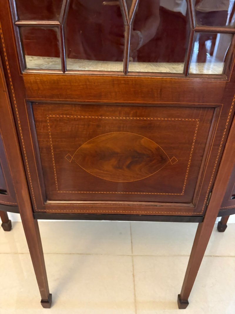 Antique Edwardian Mahogany Inlaid Bow-Ended Display Cabinet - Image 7