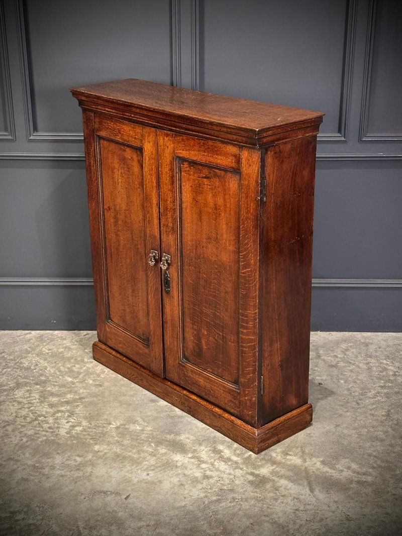 Georgian Oak Bookcase - Image 2