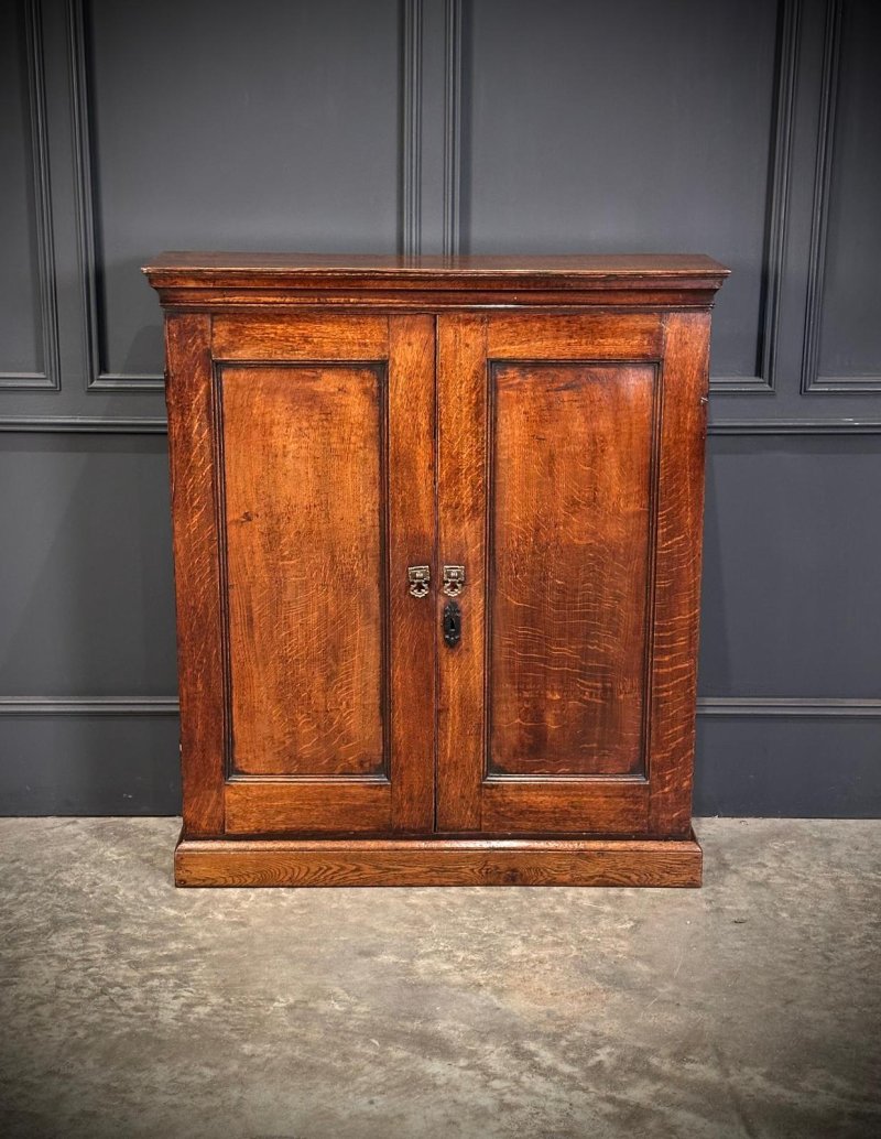 Georgian Oak Bookcase - Image 7