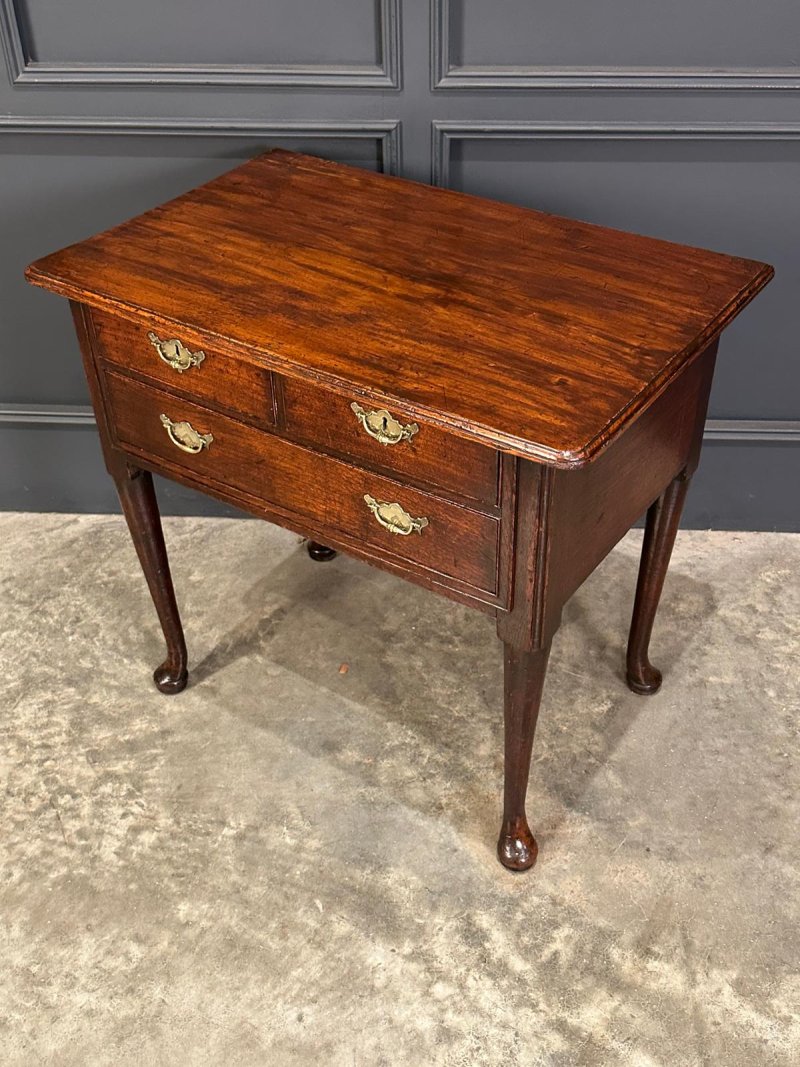 Queen Anne Oak Lowboy - Image 6