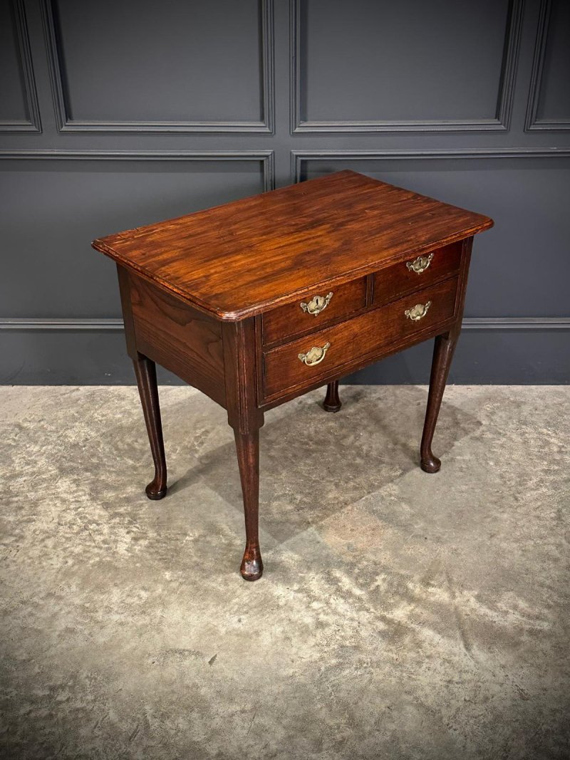Queen Anne Oak Lowboy - Image 4
