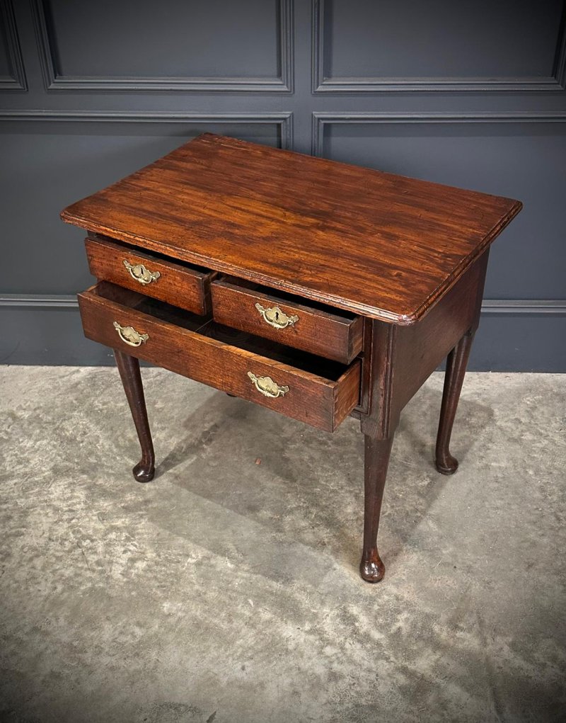Queen Anne Oak Lowboy - Image 13