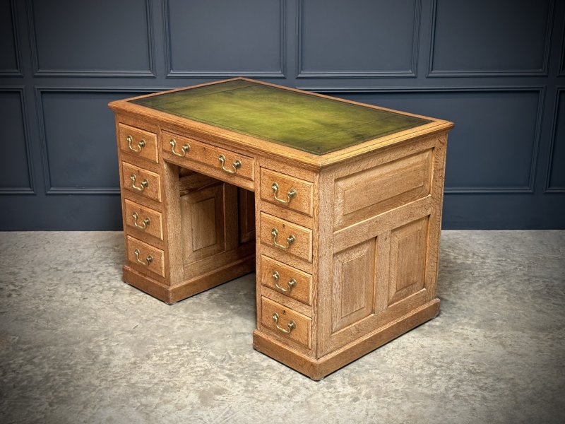 19th Century Oak Kneehole Desk - Image 2