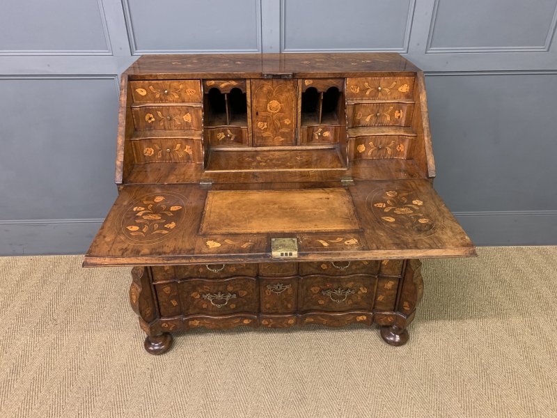 18th Century Dutch Marquetry Walnut Bureau - Image 18