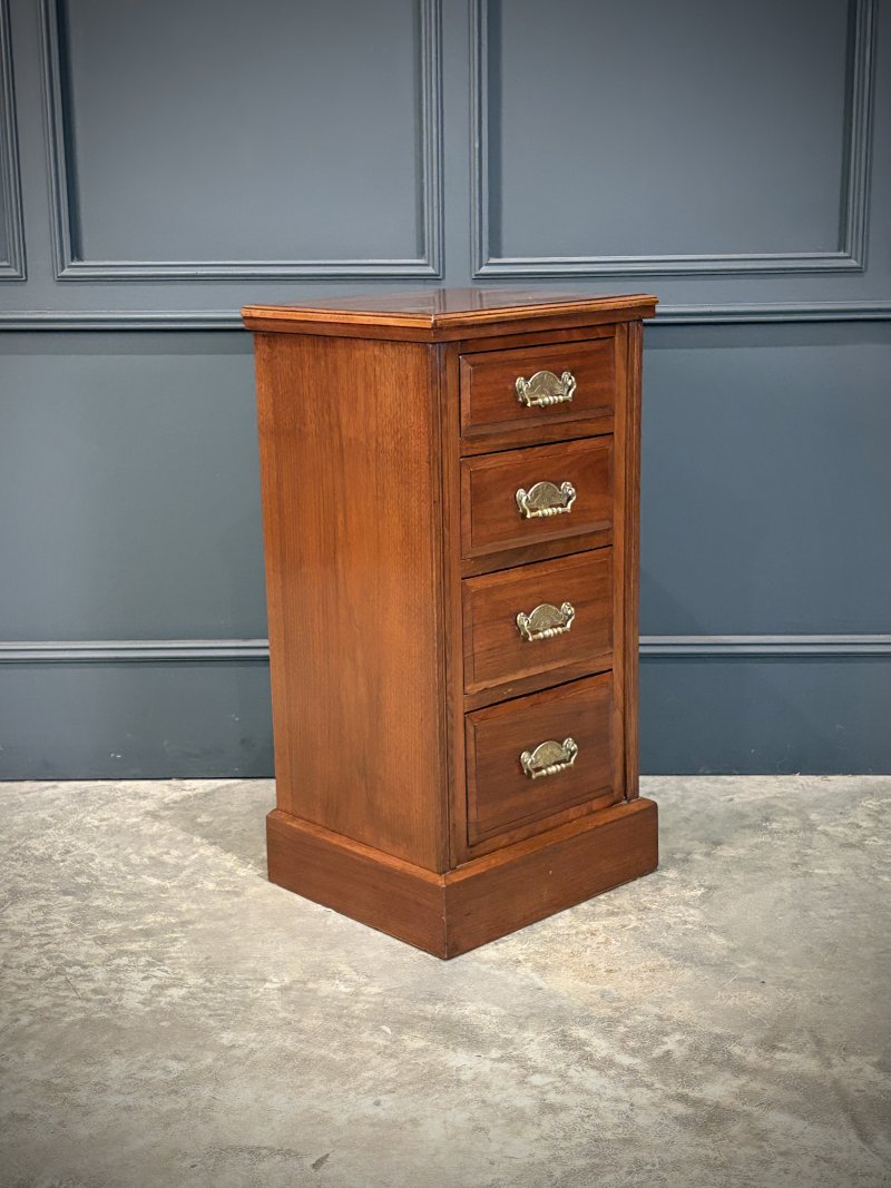 Pair of Victorian Walnut Bedside Chests - Image 11
