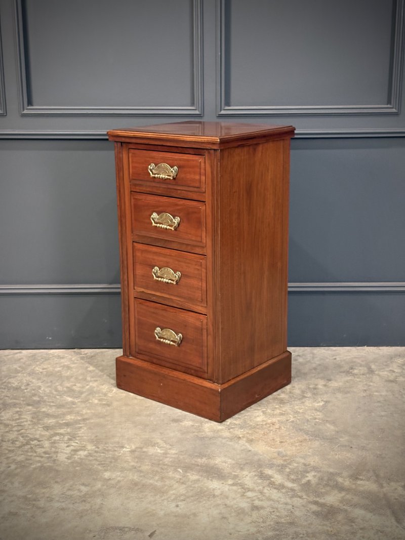 Pair of Victorian Walnut Bedside Chests - Image 6