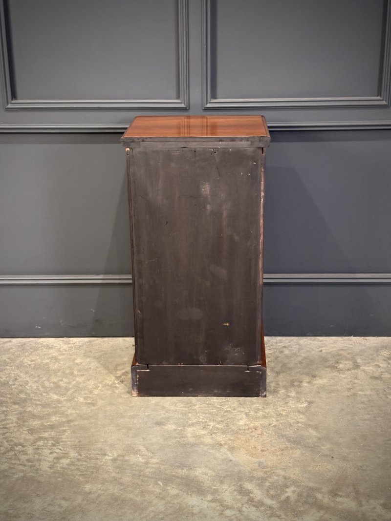 Pair of Victorian Walnut Bedside Chests - Image 9
