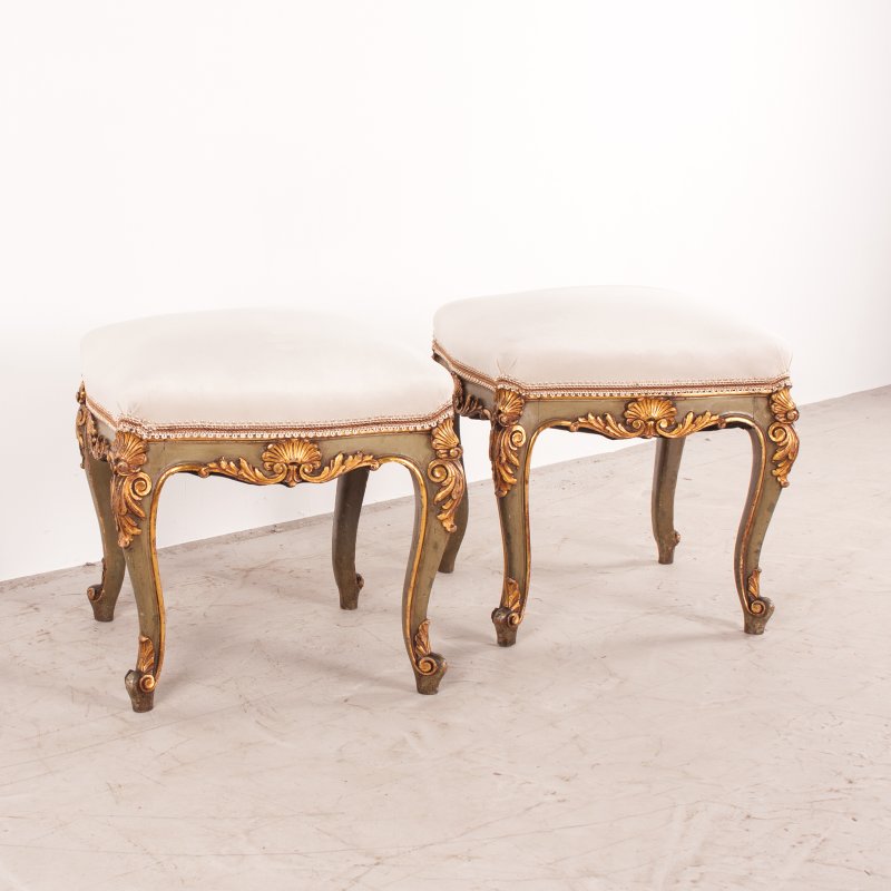 Decorative Pair Of Painted And Gilded Continental 19thC Stools - Image 4