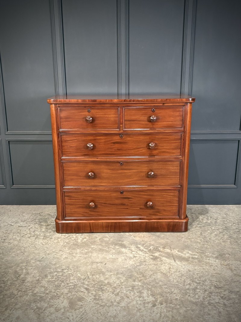 Victorian Mahogany Chest of Drawers - Image 2