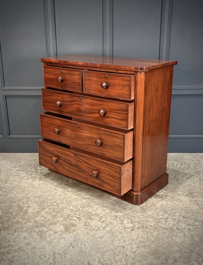 Victorian Mahogany Chest of Drawers - Image 6