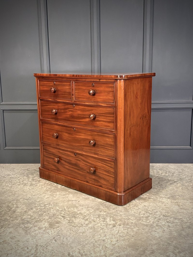 Victorian Mahogany Chest of Drawers - Image 7